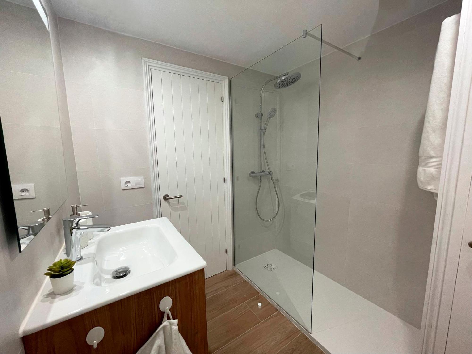 Apartamento Trini En Son Bou, Frente Al Mar, Perfecto Para Vacaciones アライオル エクステリア 写真